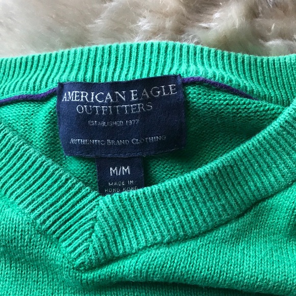 V-neck Crewneck sweater - Picture 3 of 3